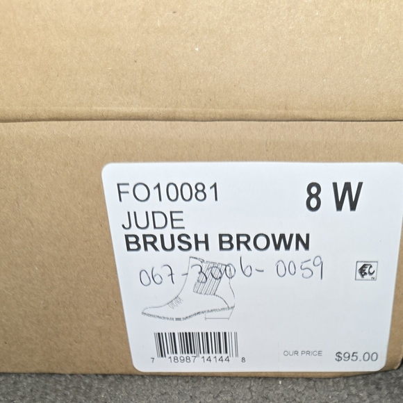 NIB Frye & Co. Jude Brown Ankle Boots - Picture 4 of 4